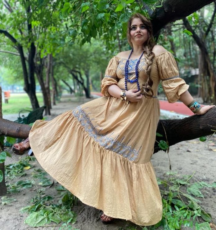 Interview with Top Fashion Designer Deepika Chandna, Founder of Bridgekala Interview with Top Fashion Designer Deepika Chandna, Founder of Bridgekala